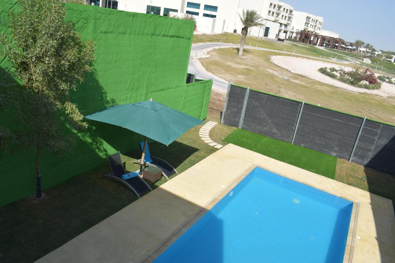Retaj Salwa Resort & Spa Doha Exterior foto Swimming pool at the University of Batna