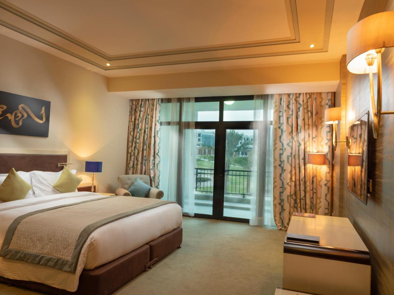 Retaj Salwa Resort & Spa Doha Exterior foto A room at the hotel