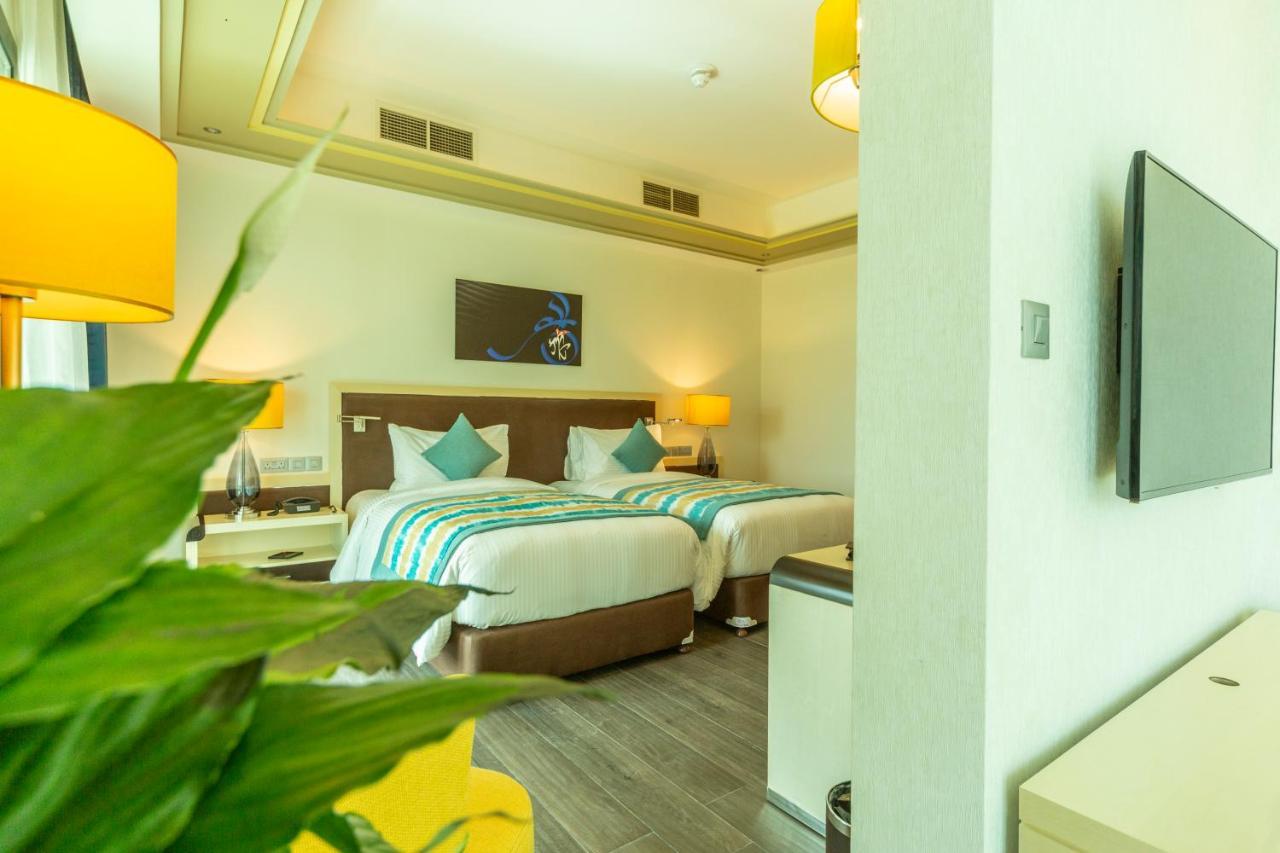Retaj Salwa Resort & Spa Doha Exterior foto Deluxe Room